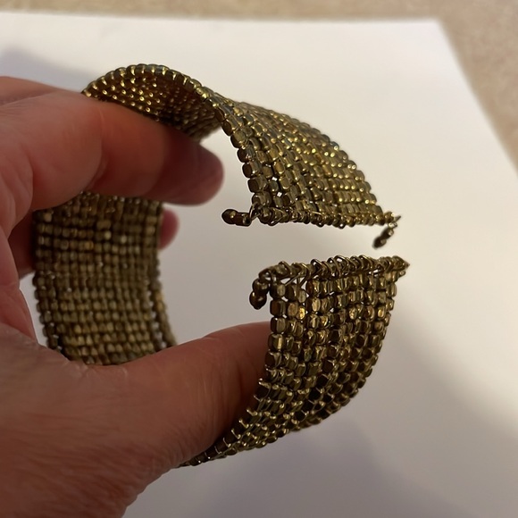 Gorgeous EUC statement gold tone beaded cuff bracelet boho vibe holiday jewelry - Picture 3 of 5
